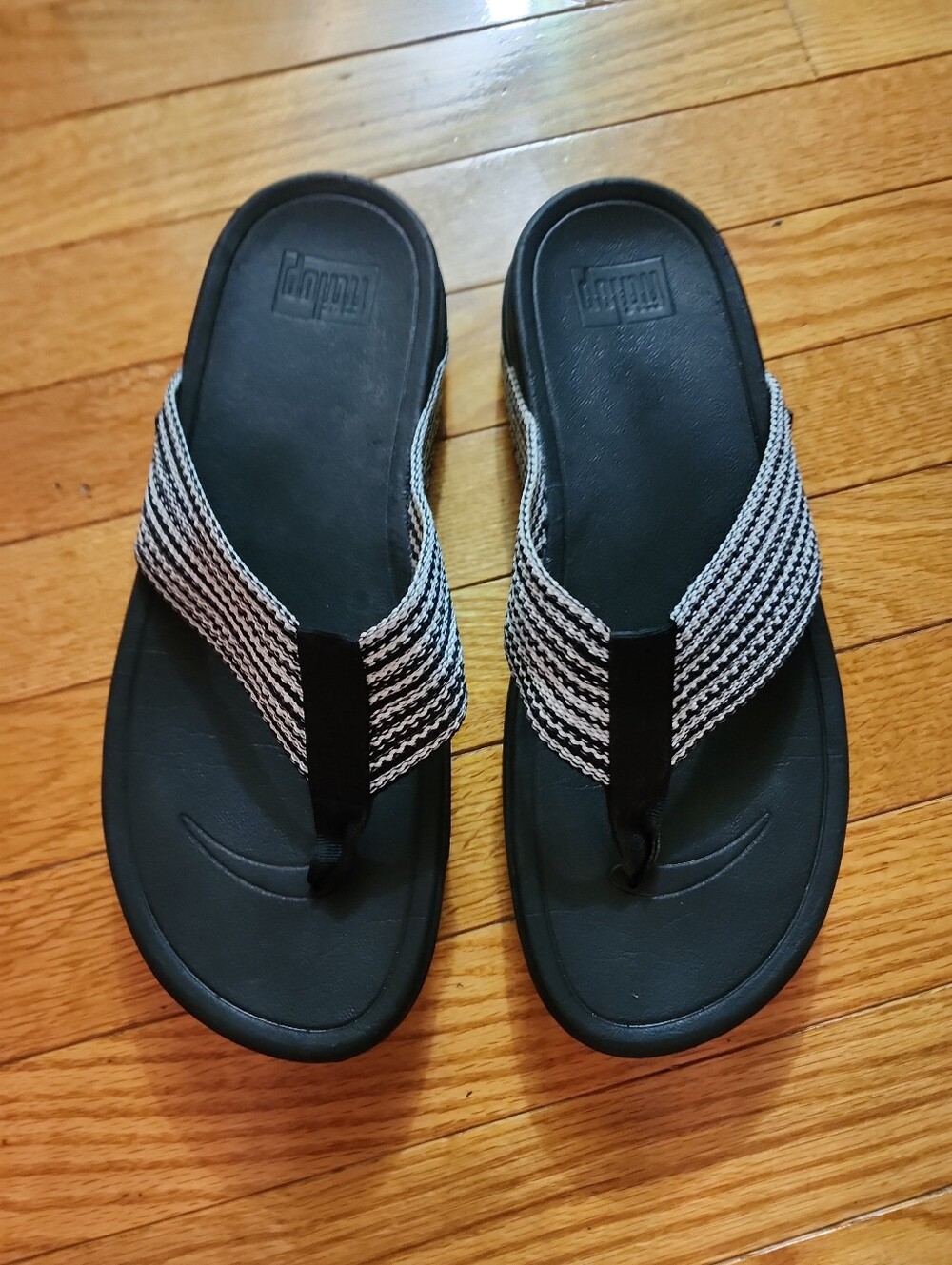 FitFlop Surfa Women’s Black & White Woven Thong Wedge Sandals